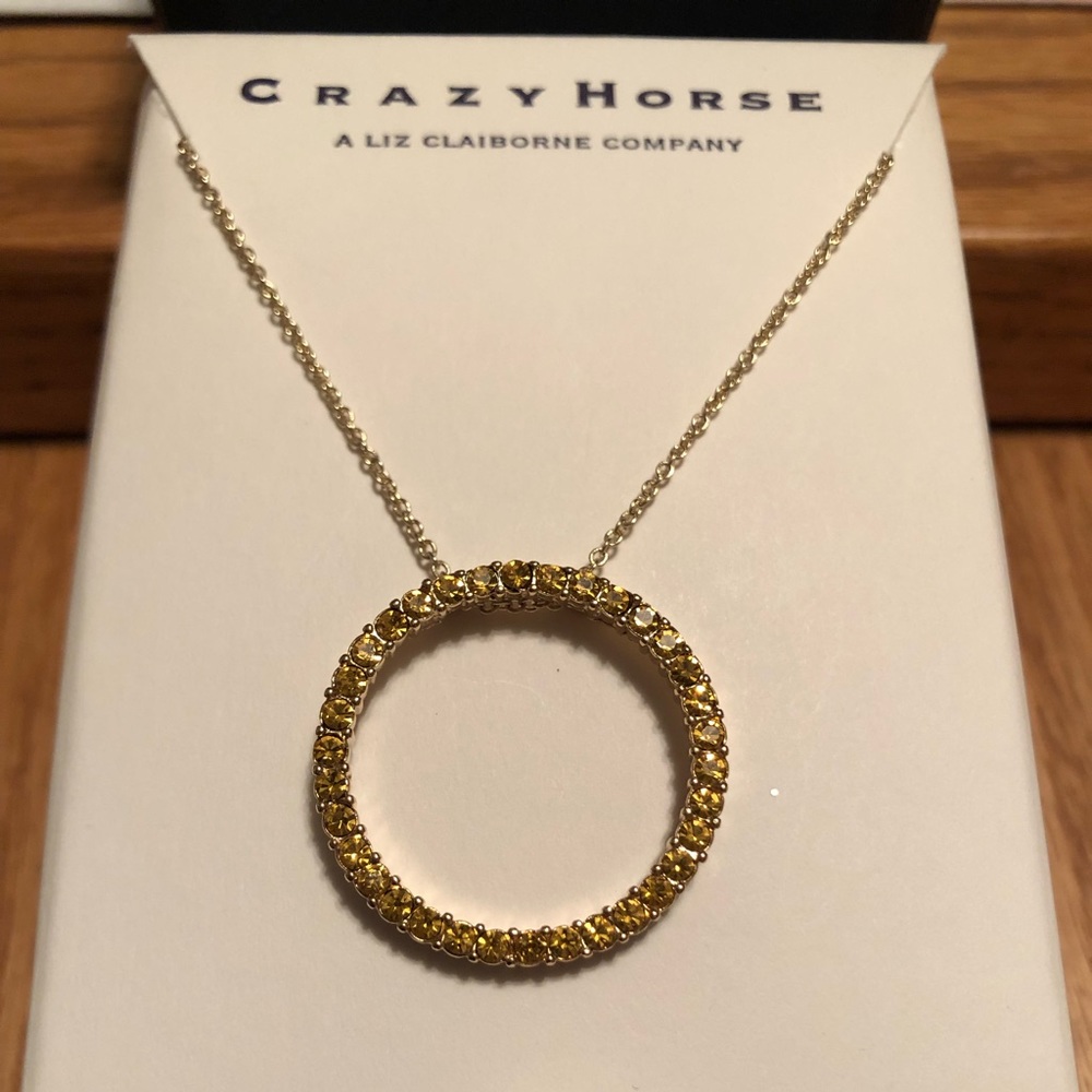 Crazy Horse Round Rhinestone Necklace